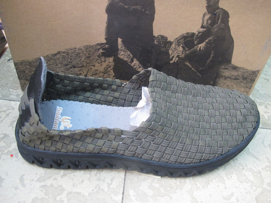 正品新款運(yùn)動鞋批發(fā) 聚焦賽丹狐女子休閑鞋6706鞋款的商業(yè)機(jī)遇