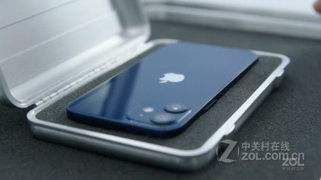 128G內(nèi)存的蘋果iPhone 12藍色款僅售5499元，兼顧容量與品質(zhì)的性價比之選